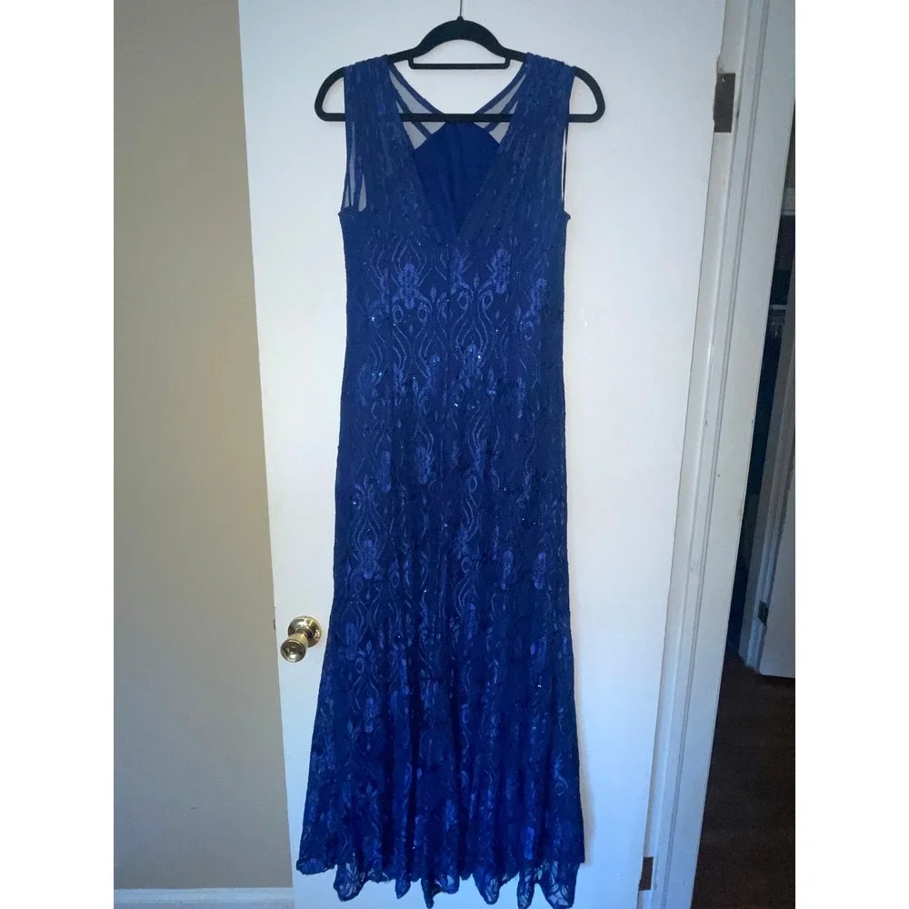 R&M Richards Royal Blue Sequin Lace Gown Sleeveless Formal Dress Size 12